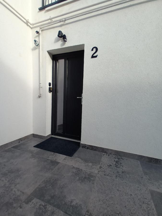 Old Town Studio Apartments Baia Mare Bagian luar foto