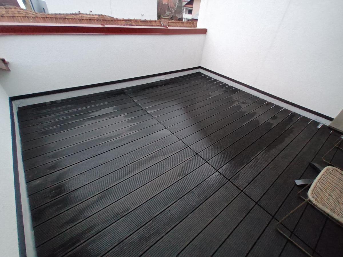 Old Town Studio Apartments Baia Mare Bagian luar foto